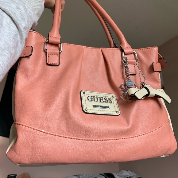 pink GUESS purse - Picture 1 of 6